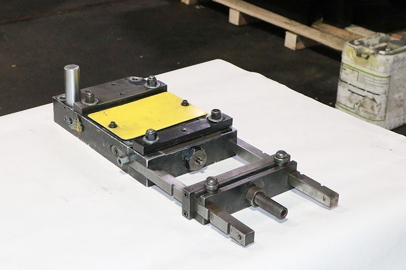 4" W 6" Strk Rapid Air D6 PRESS FEED