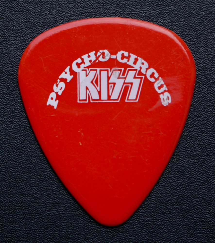 KISS - GENE SIMMONS - PSYCHO CIRCUS TOUR Red Guitar Pick