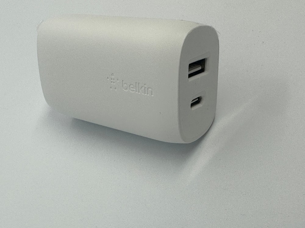 100% Genuine Belkin BOOST CHARGE 37W Dual Wall Charger iphone 15 android