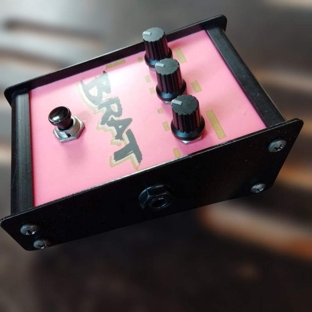 BRAT//Distortion//ProCo RAT guitar effector