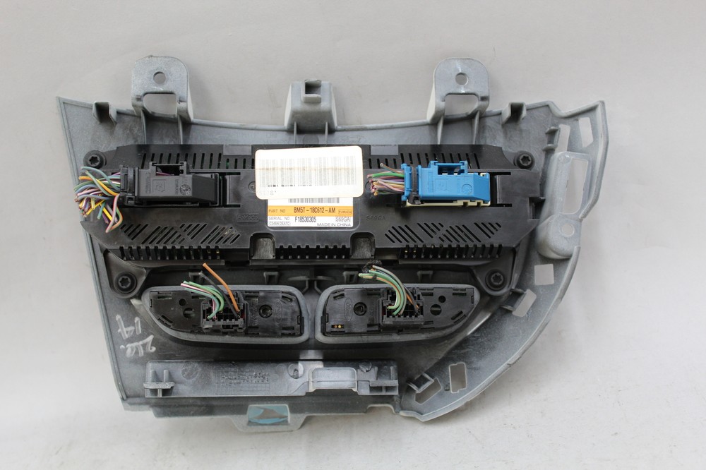 13 14 FORD FOCUS WHITE CLIMATE CONTROL PANEL OEM