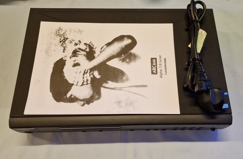 ARCAM Alpha 8 Tuner with Remote & Manual