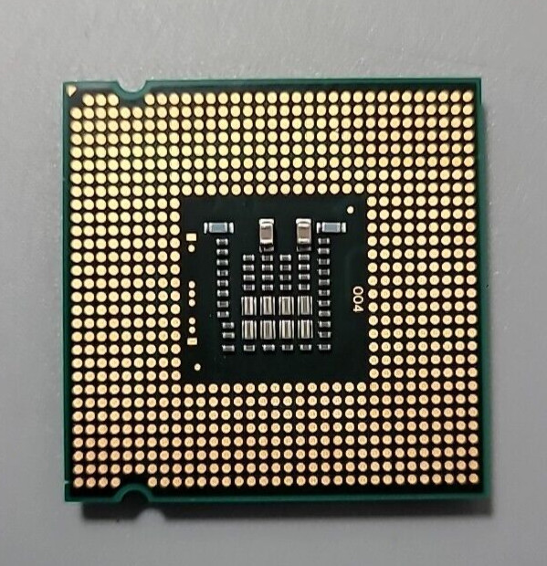 INTEL PENTIUM PROCESSOR E5700@3.00GHz/ MODEL SLGTH