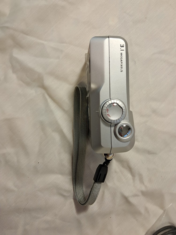 Concord 3103 digital camera 3.1 mega pixels boxed