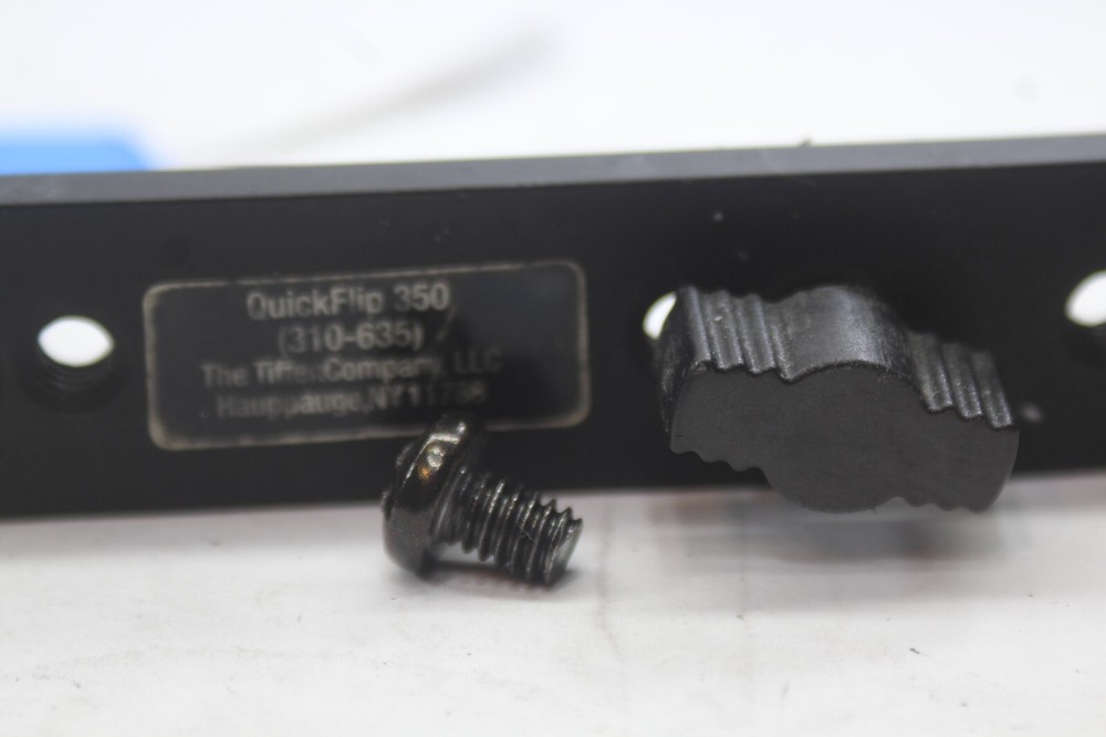 Stroboframe Quick Flip 350 Camera flash bracket Nikon Canon universal + screws!