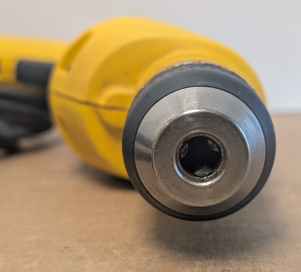 Dewalt DW106 Corded Electric 3/8" Variable Speed Drill