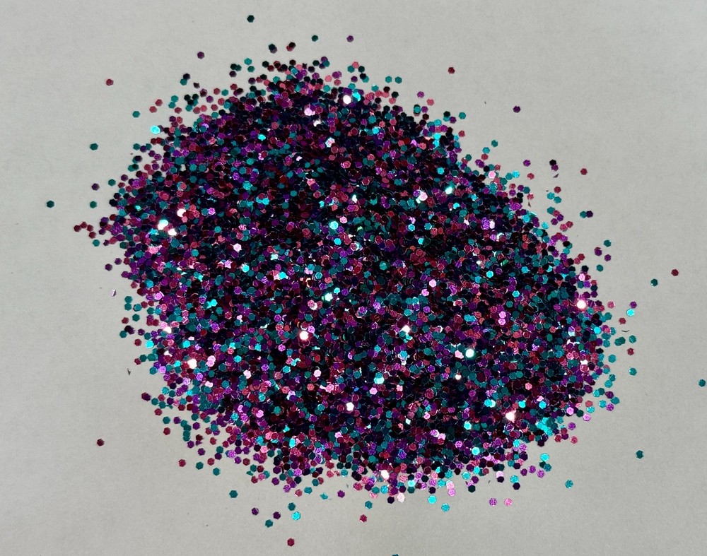 "Unicorn Taffy" Glitter Medium Cut