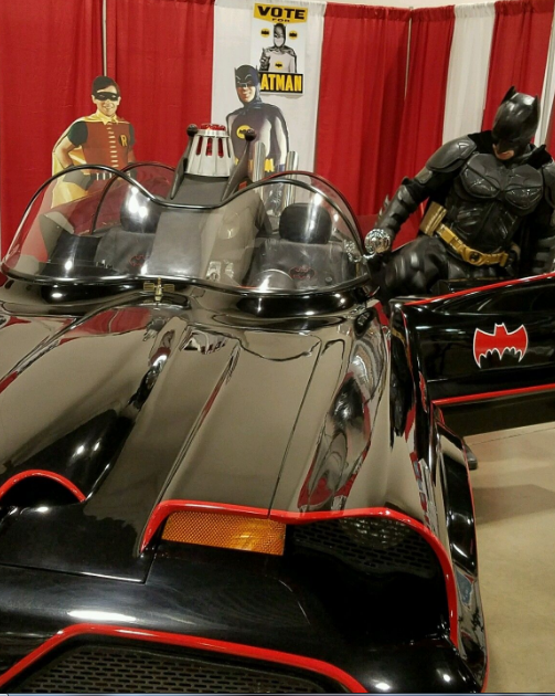 1 Batmobile Kenner Batman Dark Knight FOREVER ELECTRONIC BATMOBILE W/ BOX