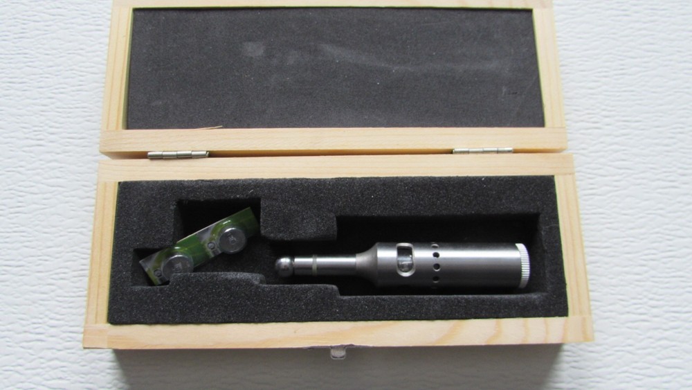 ELECTRONIC EDGE FINDER