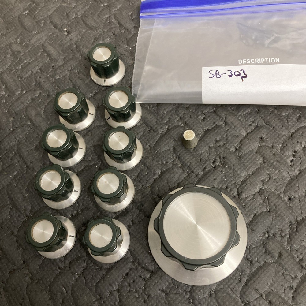 Heathkit SB-303 Knobs