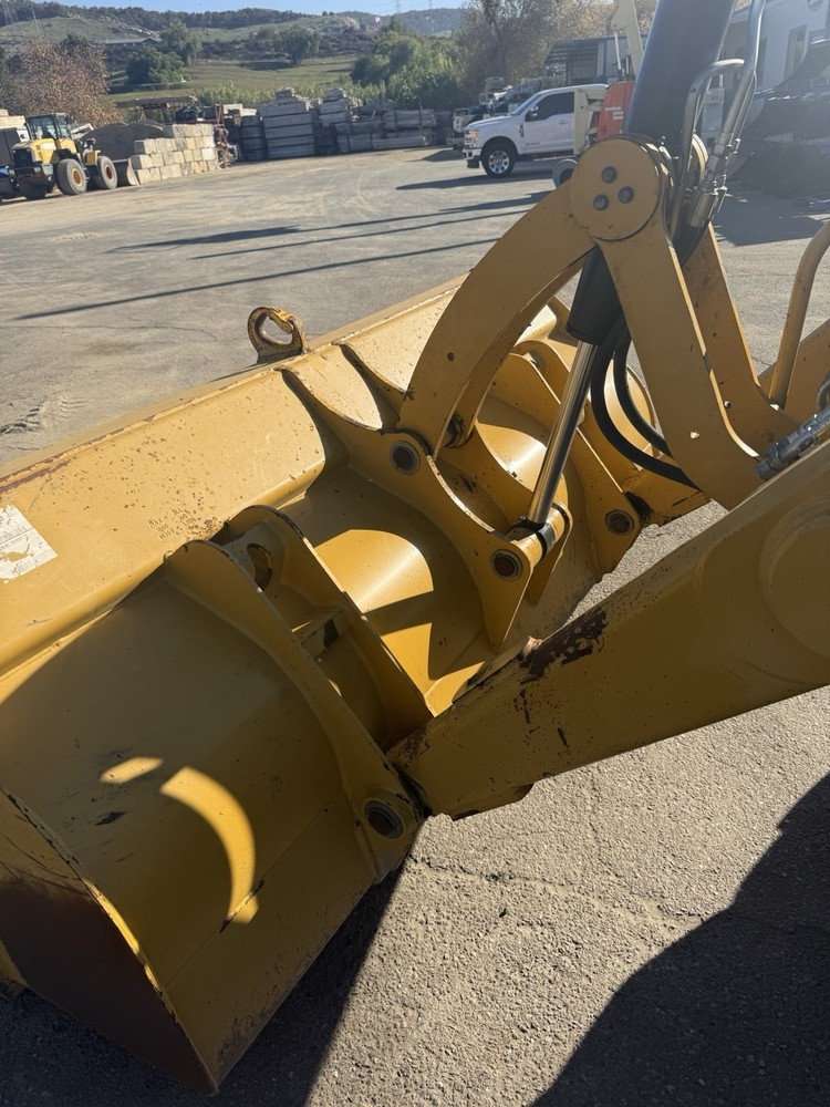 2017 CAT 450F Backhoe