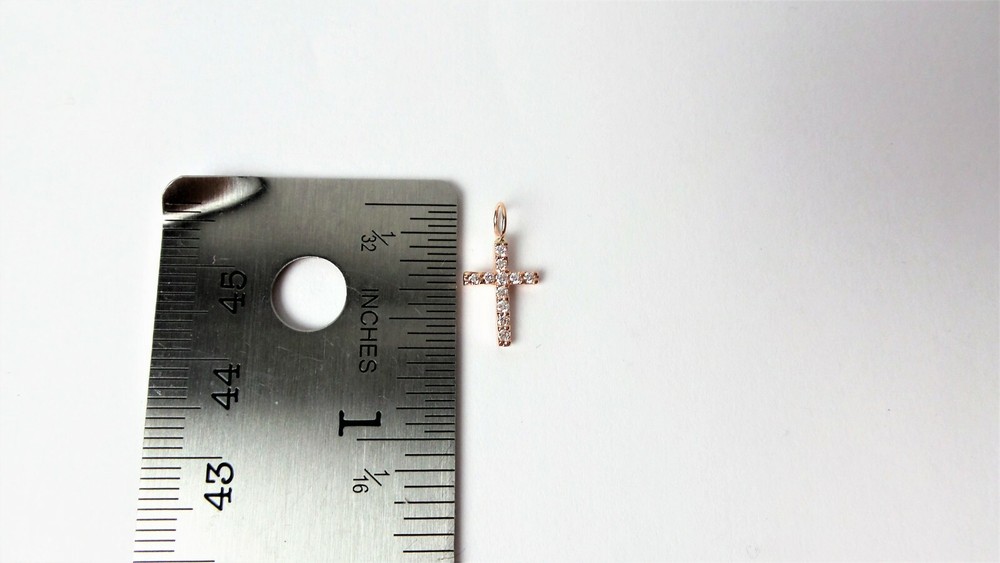 SMALL DIAMOND CROSS PENDANT