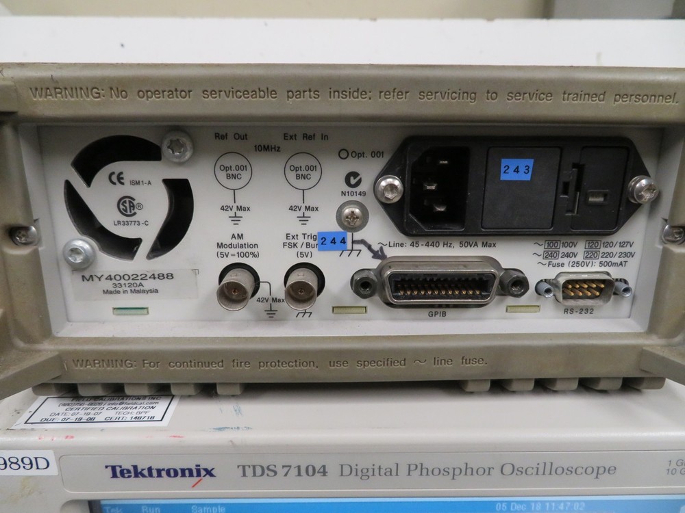Agilent 33120A 15 Mhz Function/ Arbitrary Waveform Generator NG15