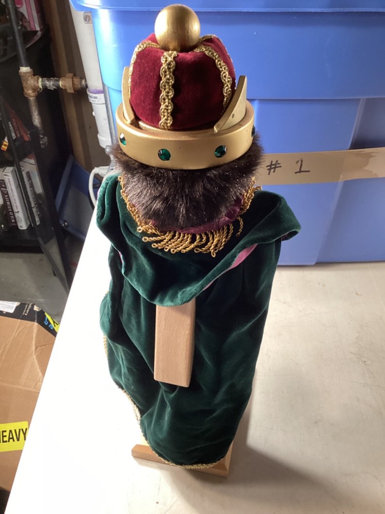 Steinbach “Tchaikovsky’s Prince” nutcracker signed in Great Shape