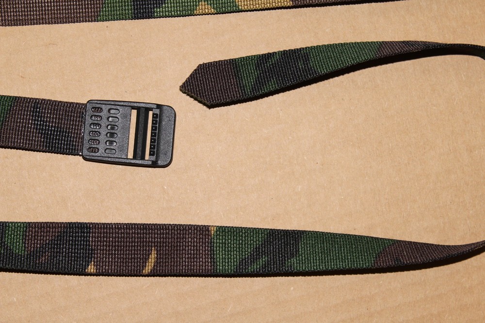2 Camo nylon Wool Blanket straps, Back pack, Sleeping Pad, bed roll Army #BINy38