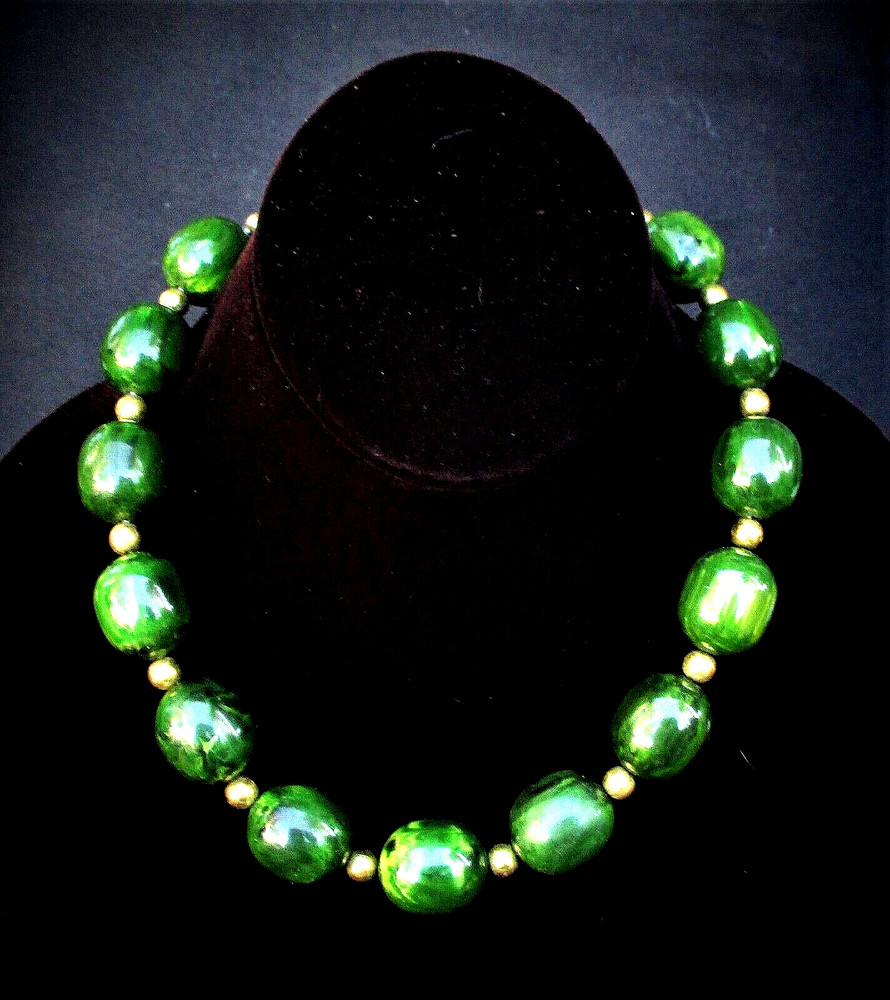 VINTAGE 1930'S ART DECO BAKELITE BEAD NECKLACE - USA