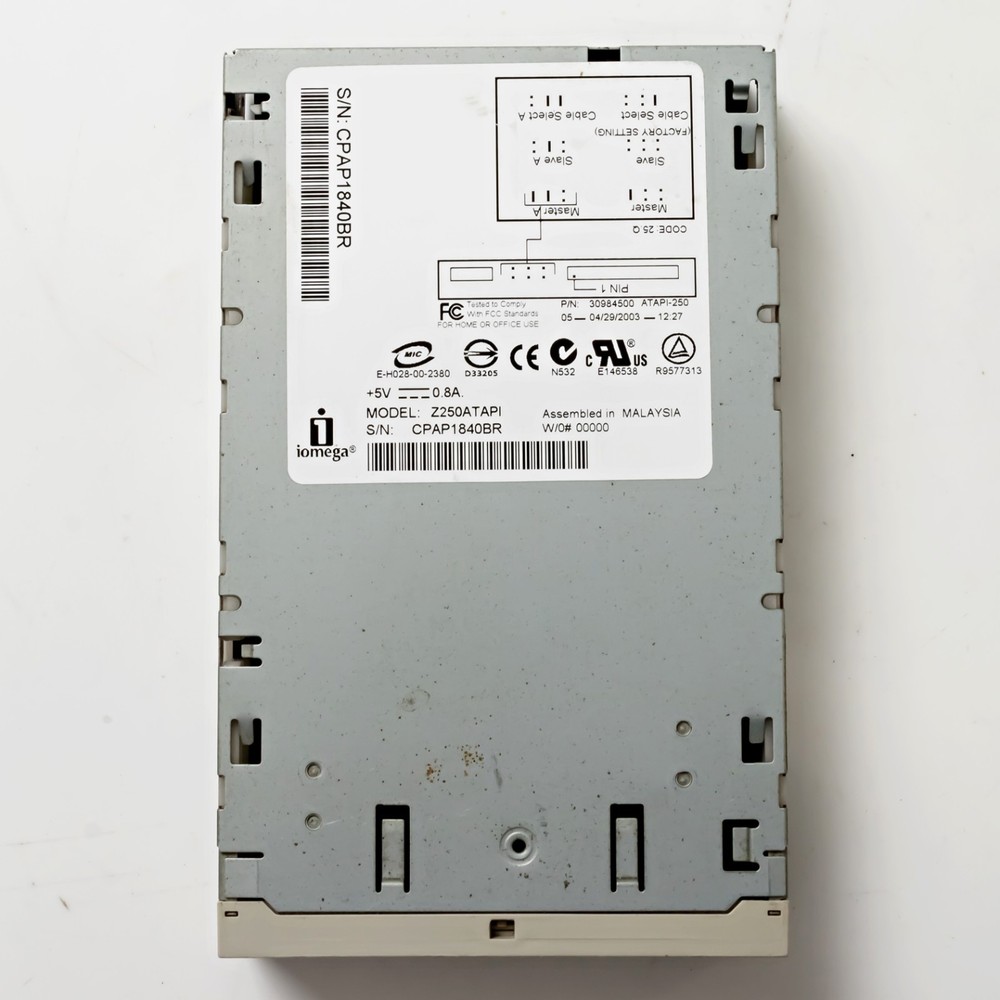 IOMEGA Zip250 Drive Model Z250ATAPI