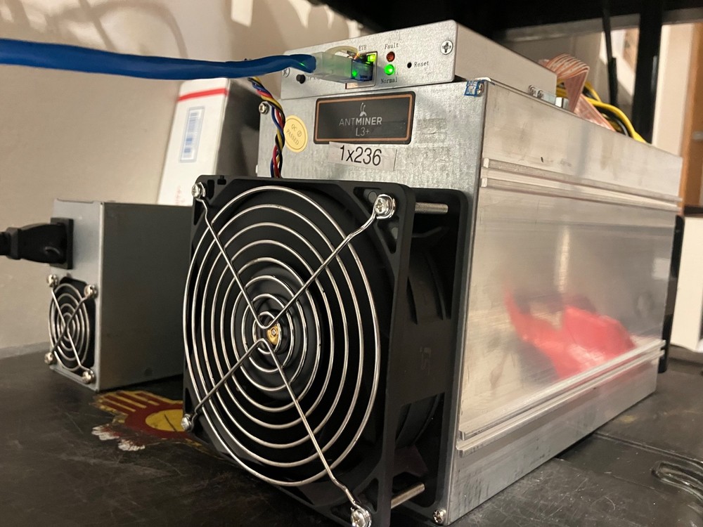 AntMiner Miner Doge/ Ltc !