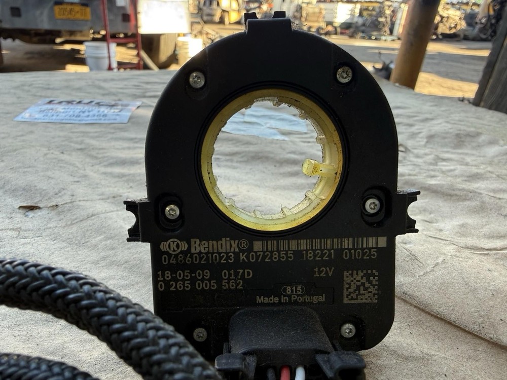 PACCAR STEERING COLUMN Steering Angle Sensor BENDIX 0486021023 K072855