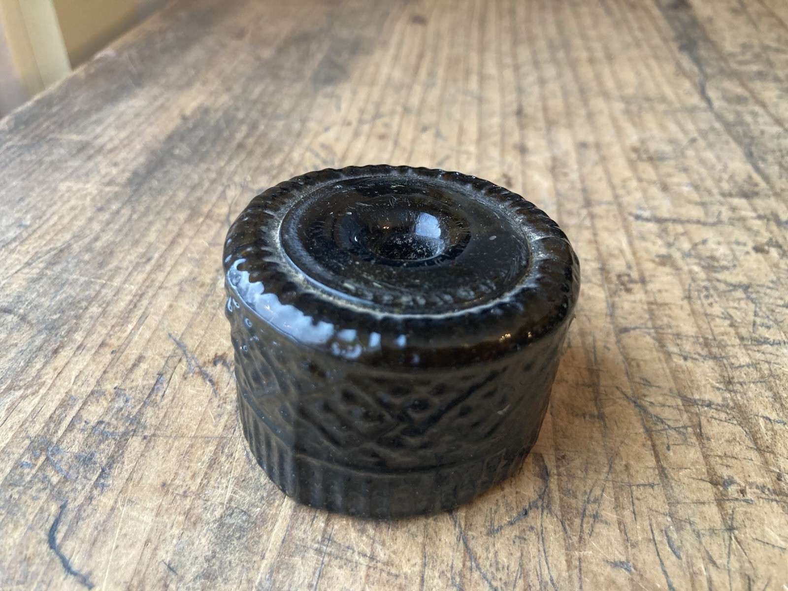 OPEN PONTIL 3 MOLD KEENE DIAMOND GEOMETRIC INKWELL olive green