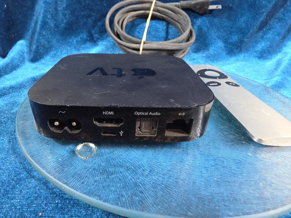 Apple TV 3rd Generation 1080p With Remote Model A1469