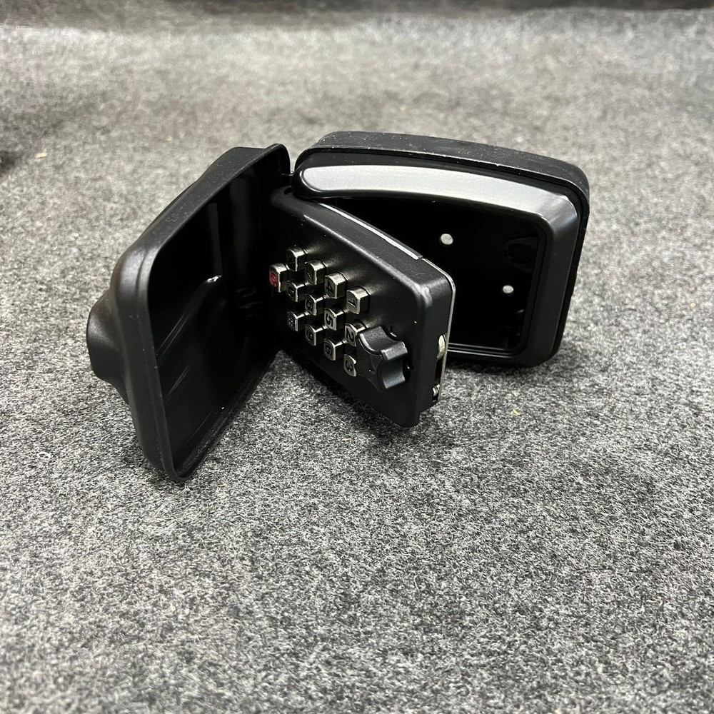 RESET TE-G14 4 Digit Combination Wall Mount House Key Lock Box, Black