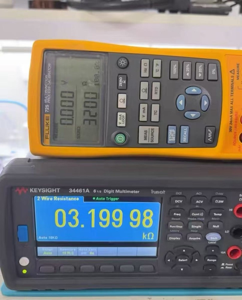 Fluke 725 Multifunction Process Calibrator CALIBRATED !