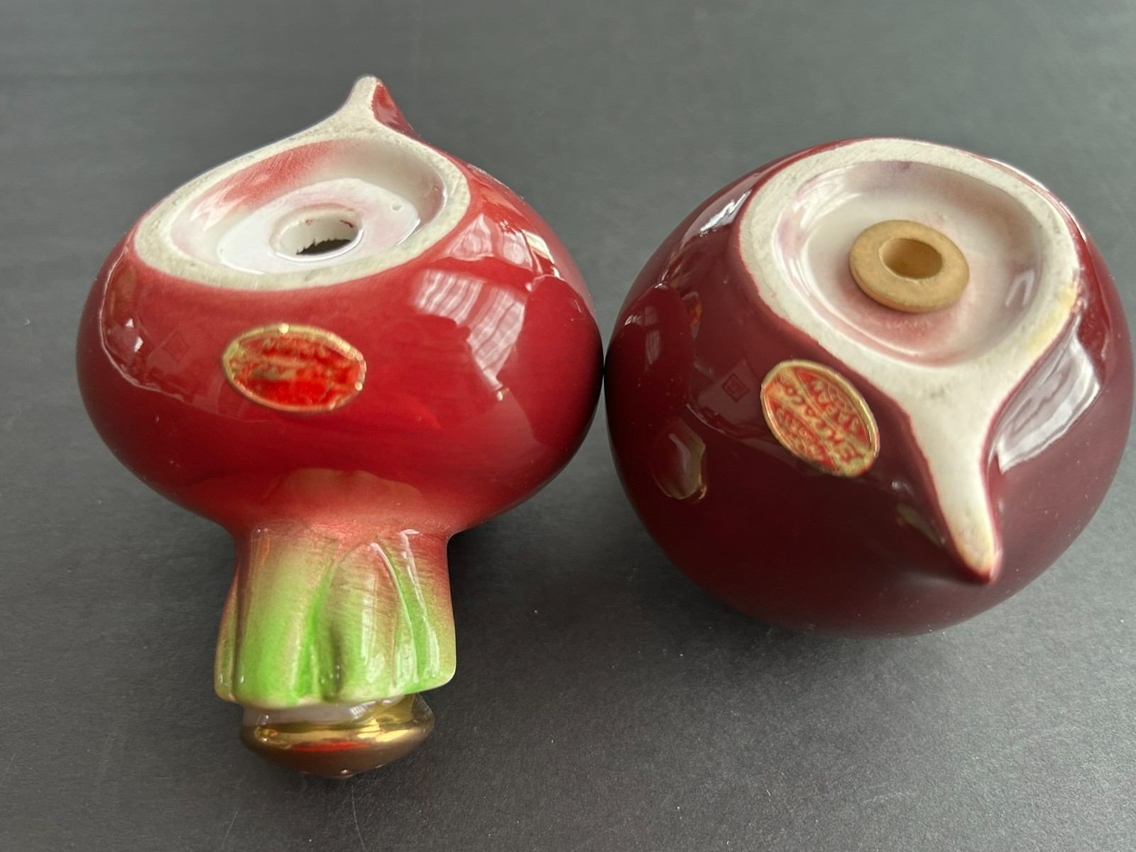 Vintage Enesco Ceramic Salt & Pepper Shakers Red/Pink Beets 2.25" x 4"