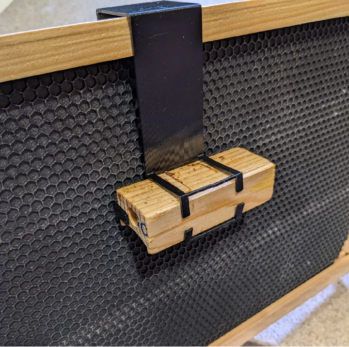 Queen Cage Frame Holder