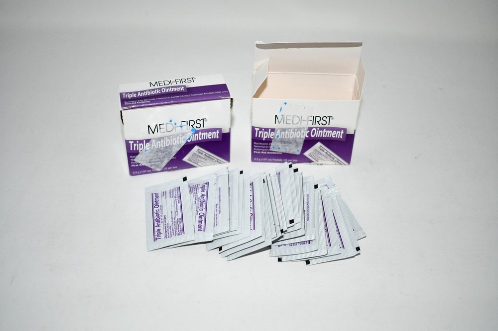 Medique Medi-First First Aid Antibiotic Ointment, 0.5g Packets, 25 Ct Set 2 NWT