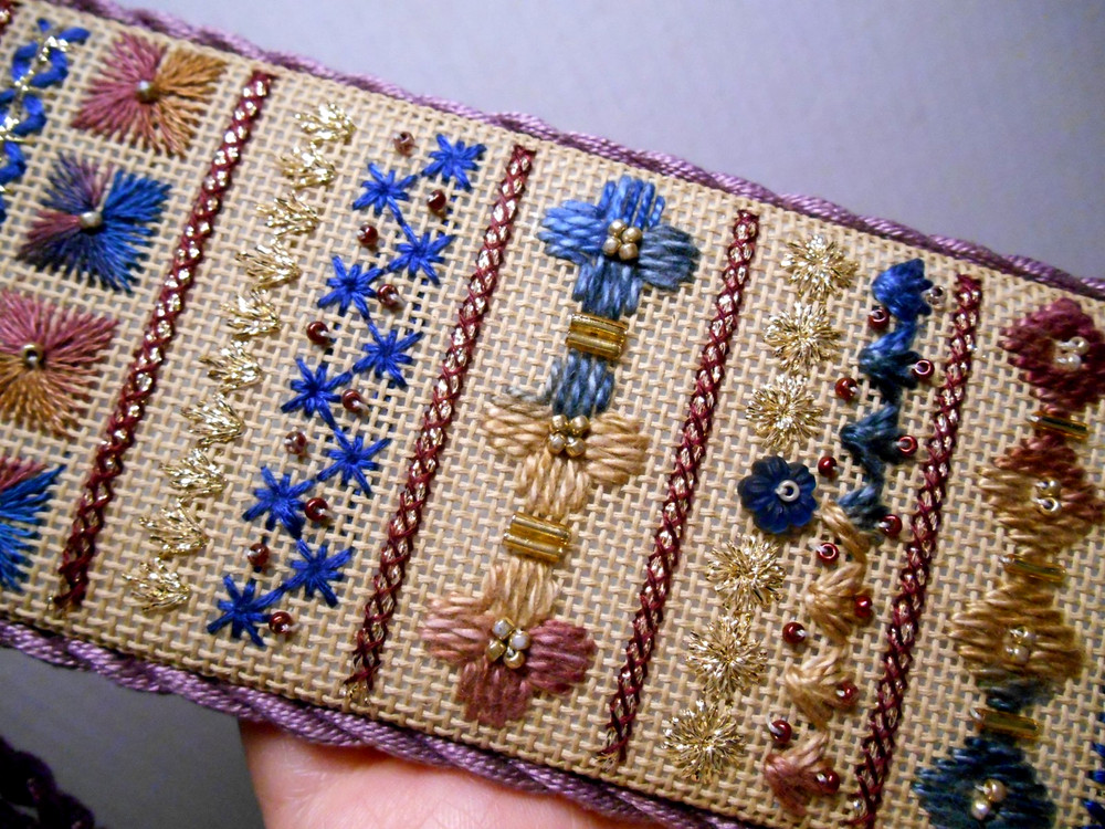 Vintage Handmade Needlepoint Stand-up Shelf Sitter SAMPLER Completed 7"