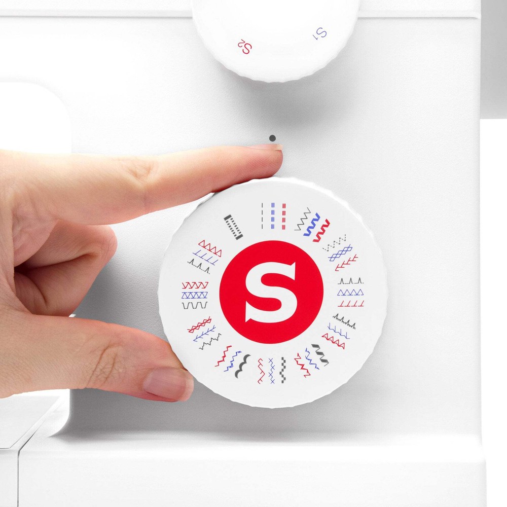 SINGER® Heavy Duty 4452 White Sewing Machine & Hard Case Bundle