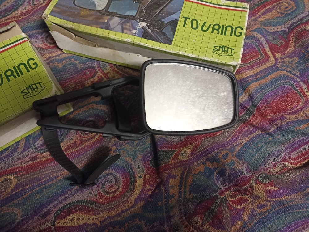 specchi retrovisori per camper