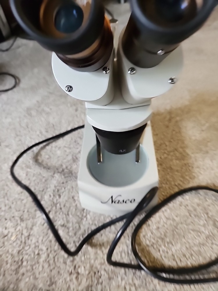 Nasco Stero Tri Power Microscope Top Bottom Lighting