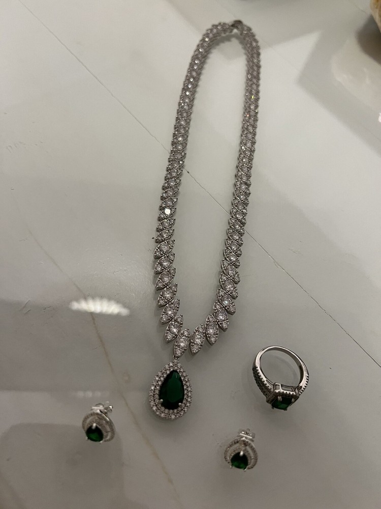necklace set