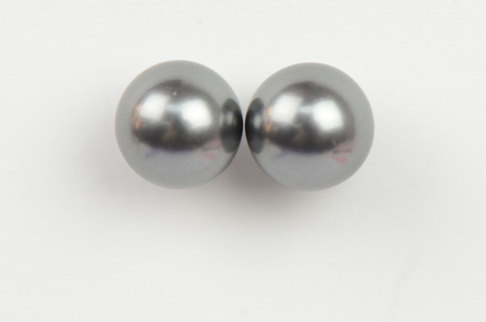925 Solid Sterling Silver Beautiful Classic Pearls Stud Earrings