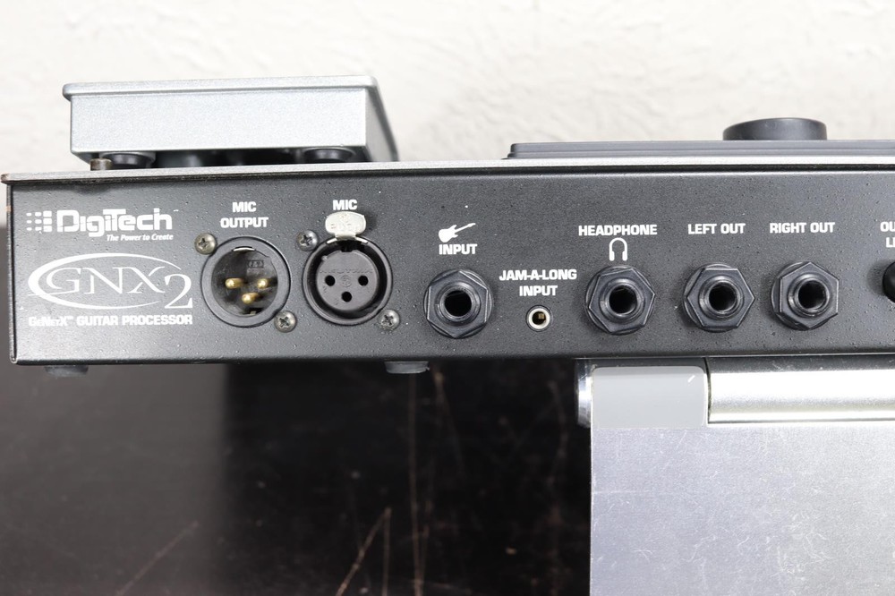 DigiTech GNX2 Multi-Effect Guitar Processor w Power Supply