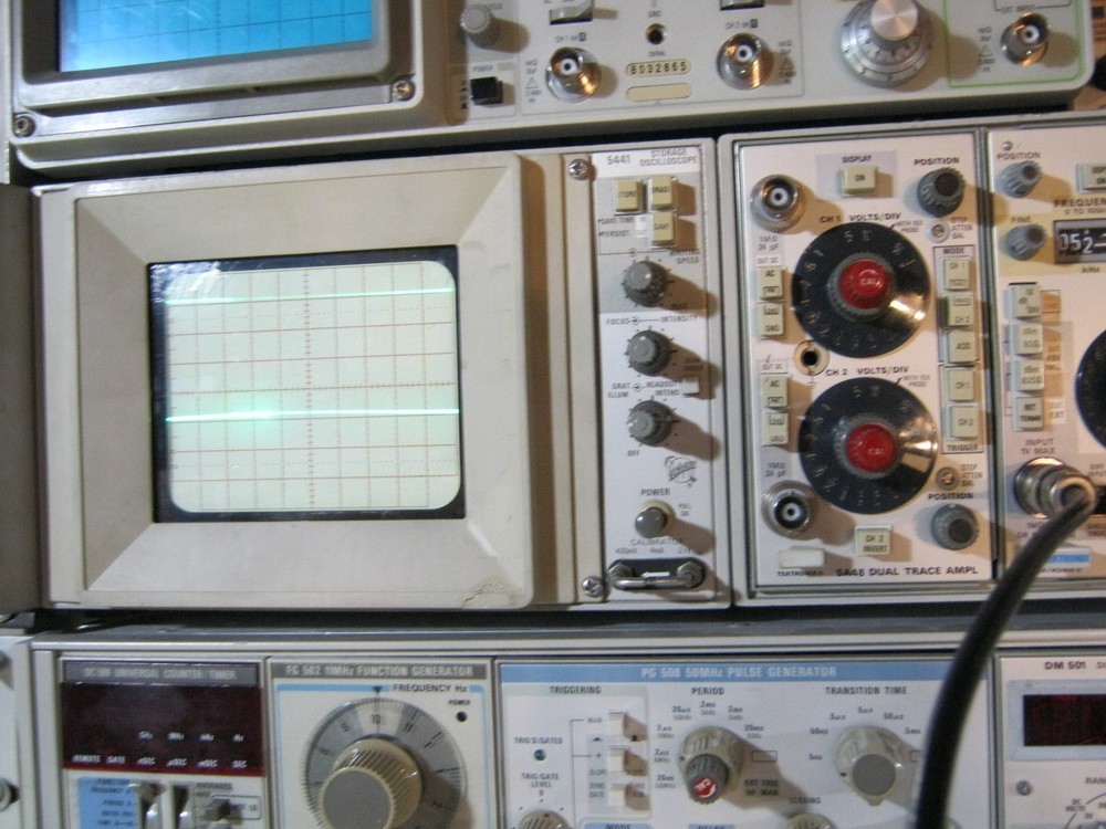 TEKTRONIX 5L4N SPECTRUM ANALYZER GENERATOR MODULE FOR 5000 SERIES SCOPES USED VG