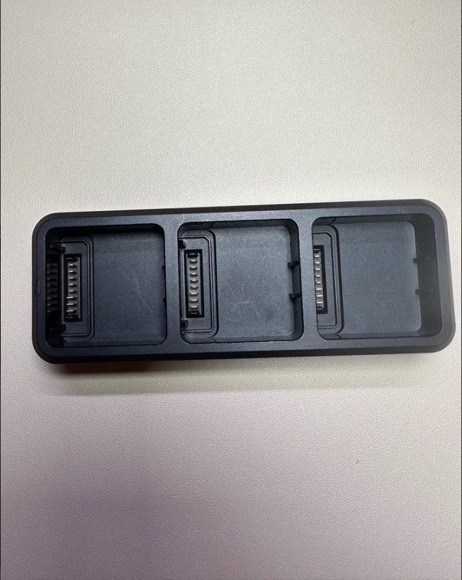 DJI Mavic 3/3pro Series 100W Battery Charging Hub Model CHX265-100
