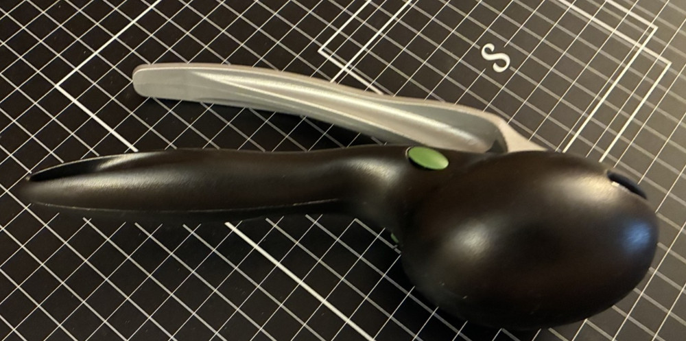 Making Memories TAG MAKER - TOOL ONLY