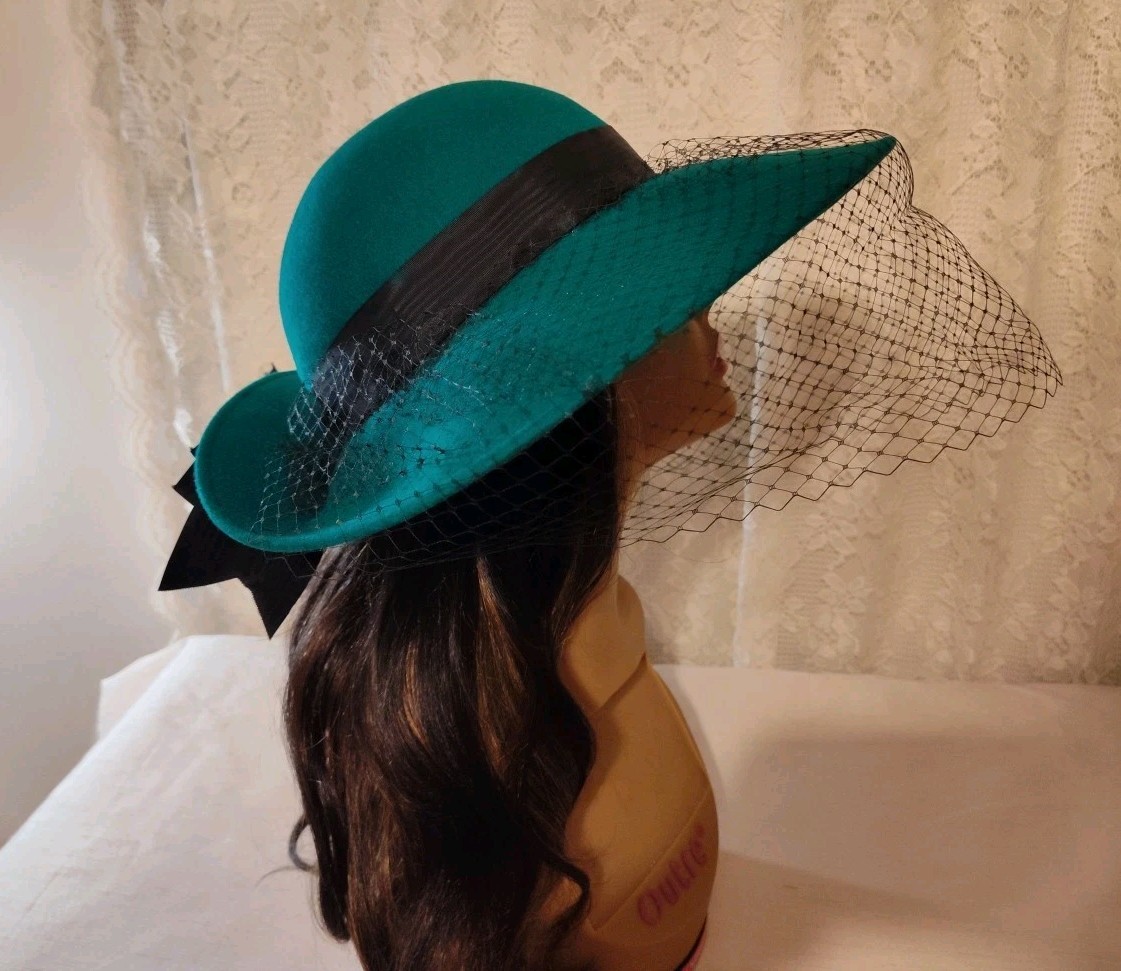 Vintage Geo.W. Bollman Women's Felt Hat With Veil 100% Wool Green with Black