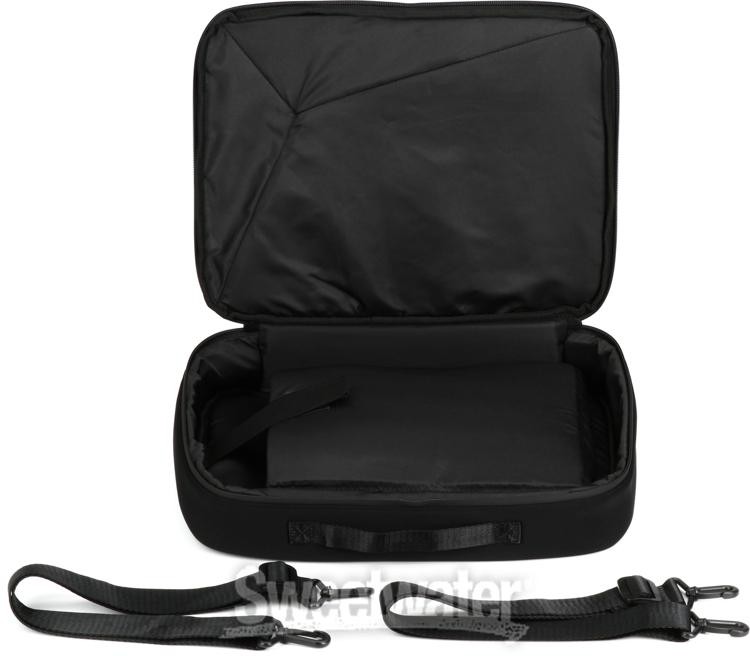 Sequenz Monologue - Case / Black