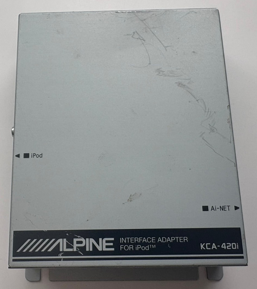 Alpine KCA-420i Interface Adapter for iPod (Unit Only / No Cables)