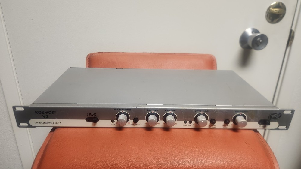 Peavey Kosmos V2 Subharmonic Synthesizer Bass Generator Audio Processor