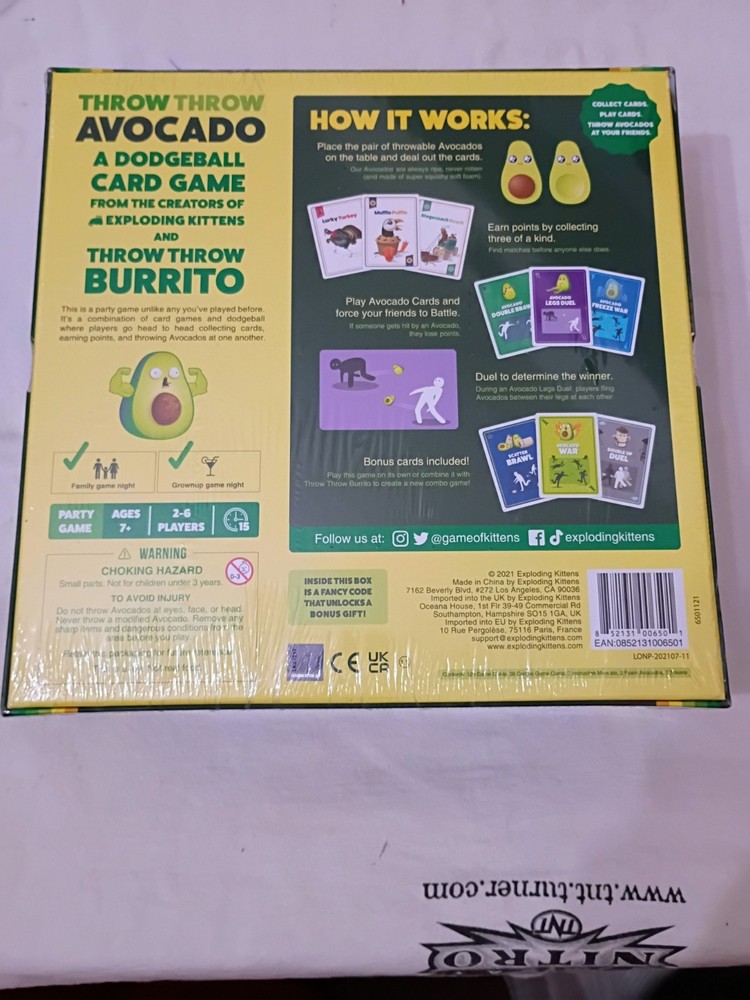 Exploding Kittens Throw Throw Avocado Party Game 2-6 Players Sealed