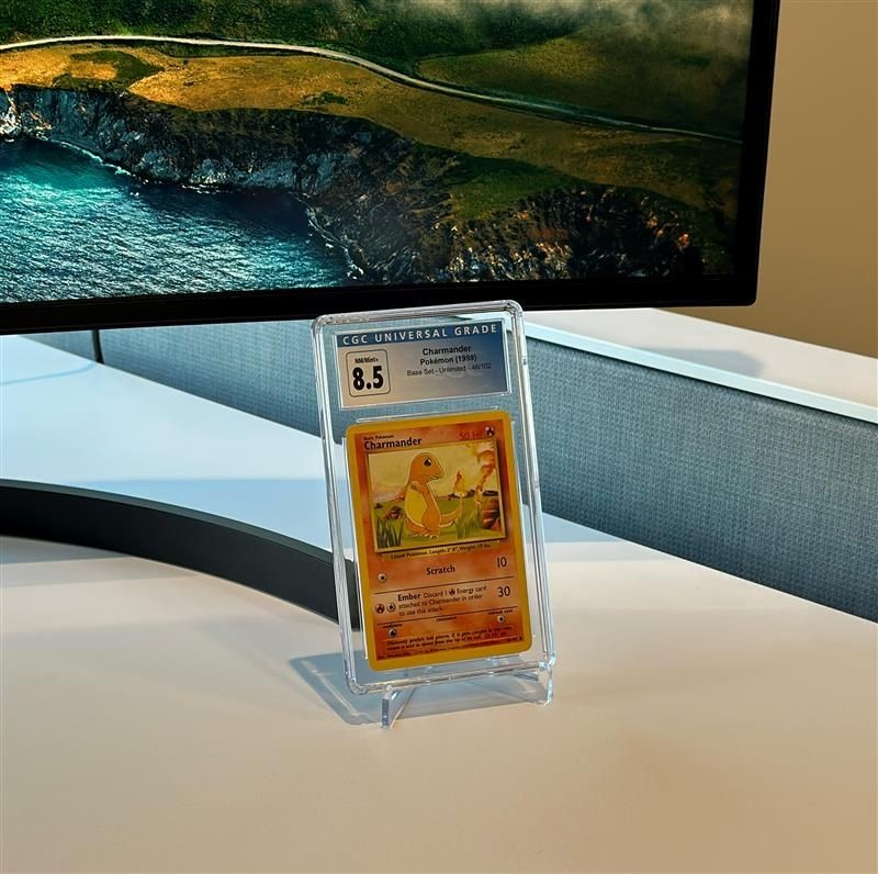 2 displays 50 (100) BCW Small Stands