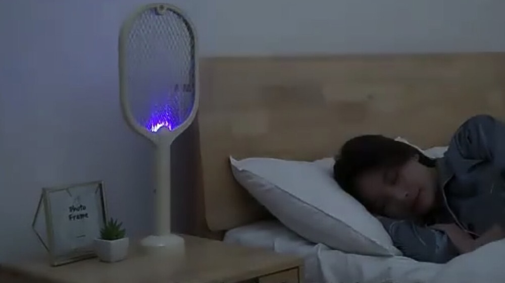 Electric Mosquito Killer Bug Zapper Racket USB Rechargeable Handheld Fly Swatter