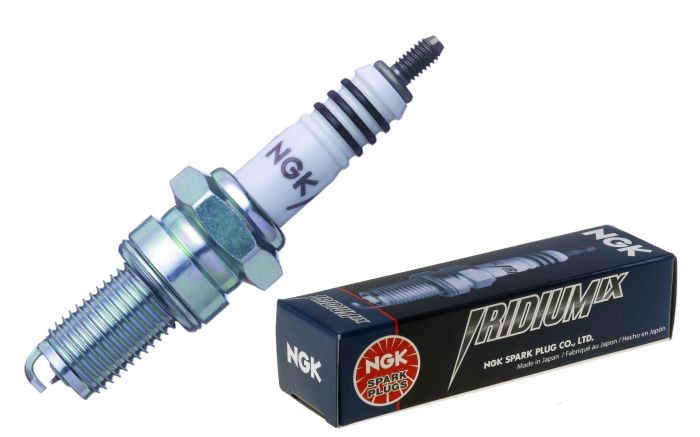 NGK 5686 DR7EIX IRIDIUM IX SPARK PLUG 5686