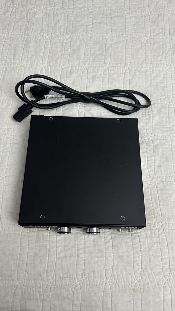Grace Design m101 Half-rack Microphone Preamp