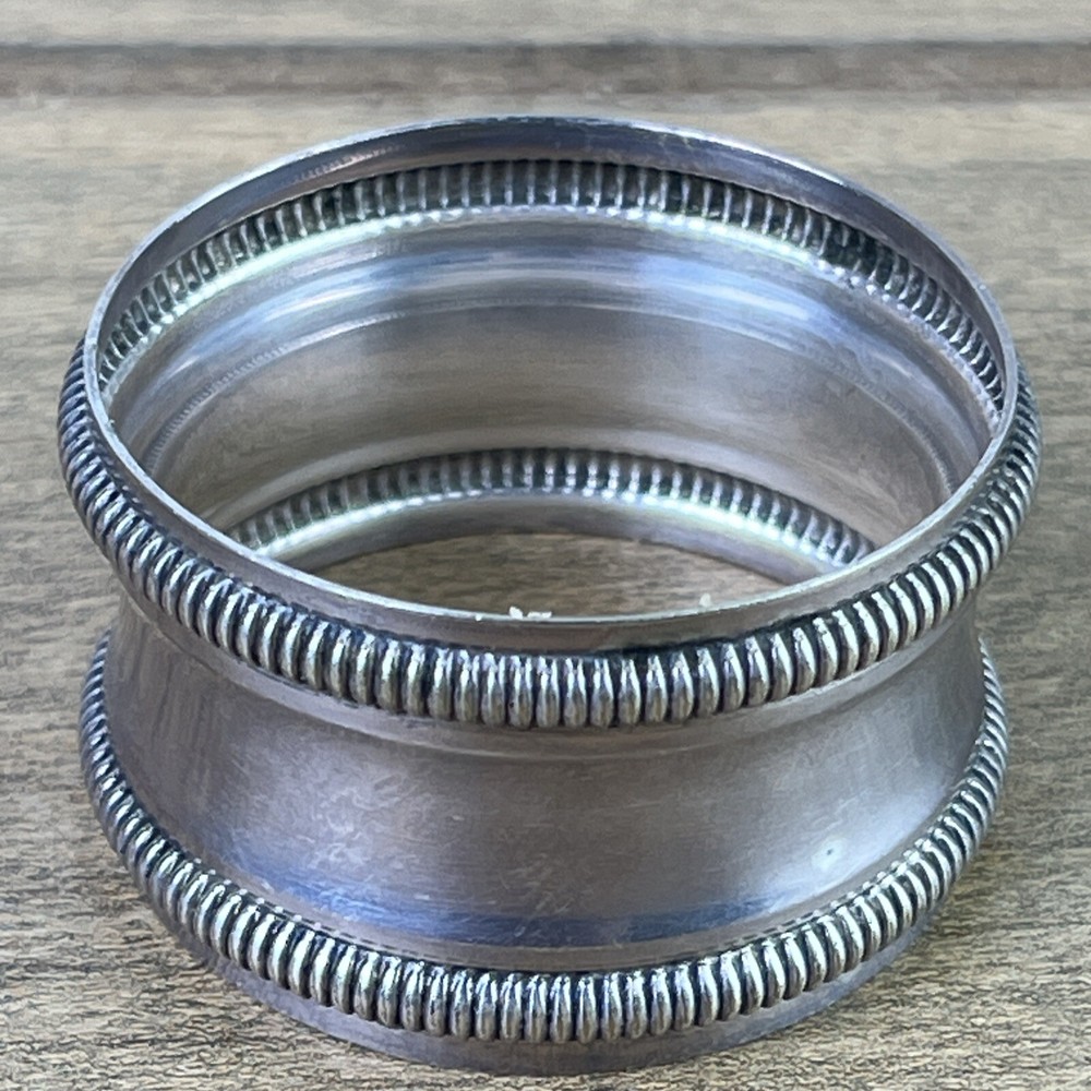 ANTIQUE GORHAM STERLING SILVER NAPKIN RING ORNATE MONOGRAM